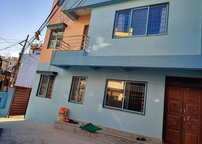 Authentic Nepali In 994 Sqft Flat In Peaceful Envirnment Near Swayambbhu Habitación en casa particular Katmandú